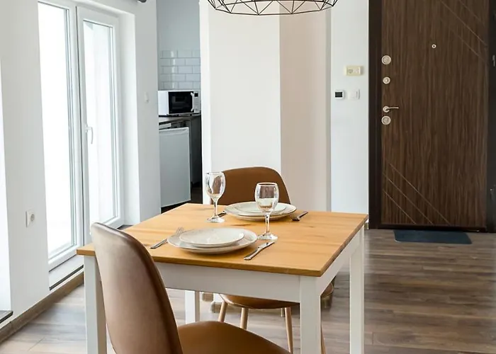 Apartment Urban & Cozy Escape - 1br Flat Near Grand Mall By Flat Mаnager Varna